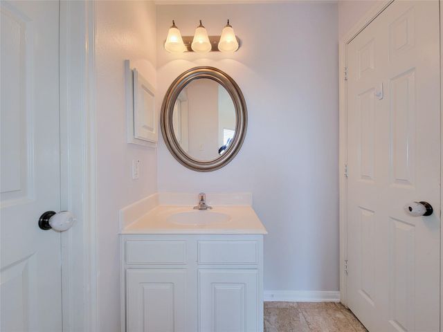17715 Laguna Trail Drive, Houston, TX 77095