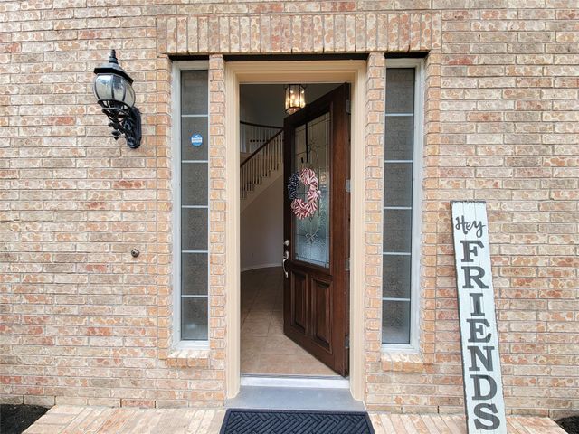 17715 Laguna Trail Drive, Houston, TX 77095