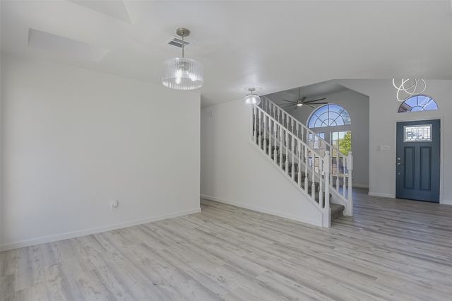 5914 Beacon Drive, Rowlett, TX 75089