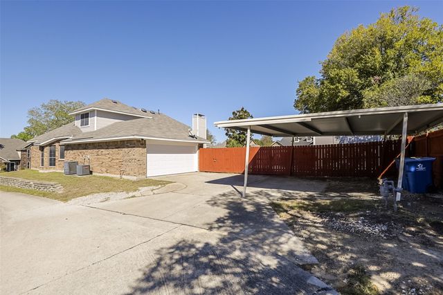 5914 Beacon Drive, Rowlett, TX 75089