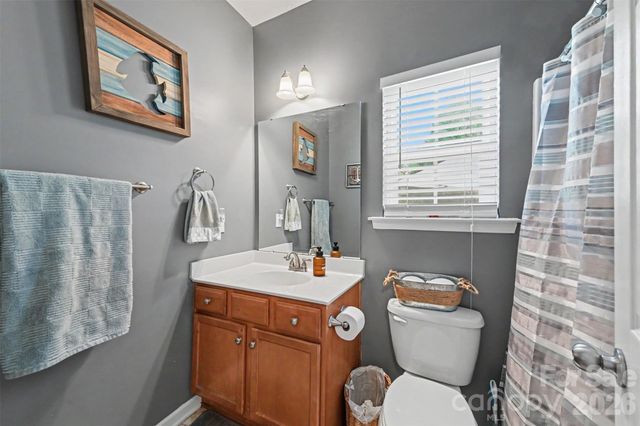 9107 Kensington Forest Drive, Harrisburg, NC 28075