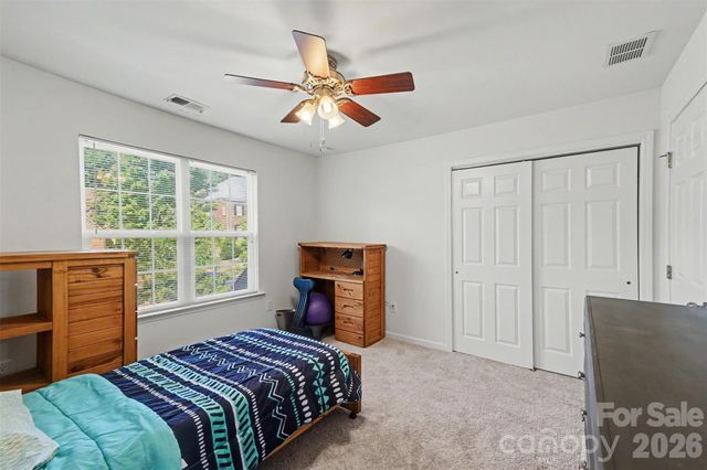9107 Kensington Forest Drive, Harrisburg, NC 28075