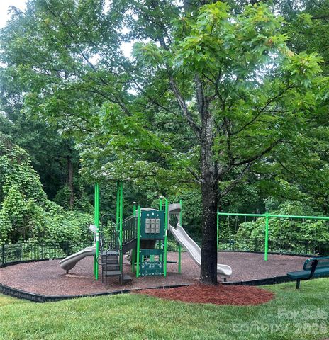 9107 Kensington Forest Drive, Harrisburg, NC 28075