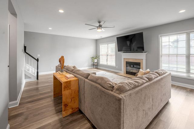 976 Jouett Creek Drive, Lexington, KY 40509