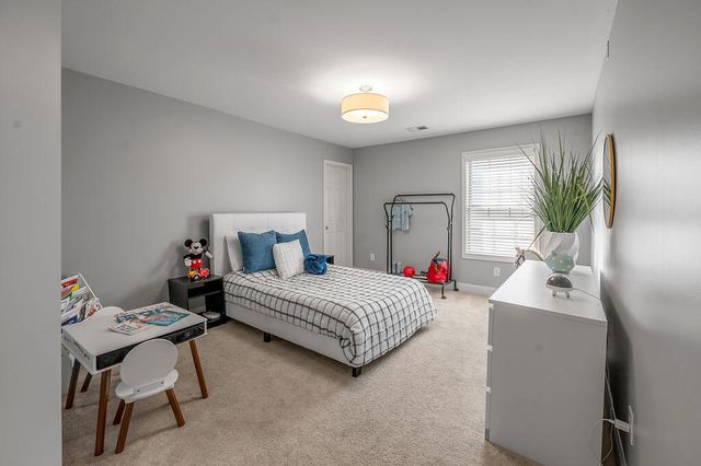 976 Jouett Creek Drive, Lexington, KY 40509