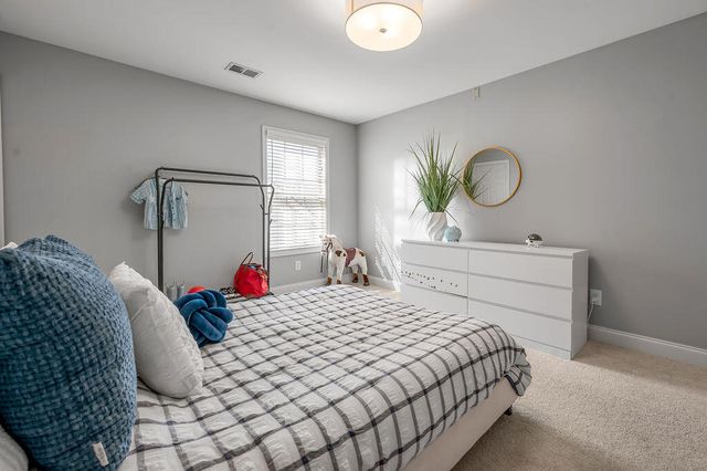 976 Jouett Creek Drive, Lexington, KY 40509