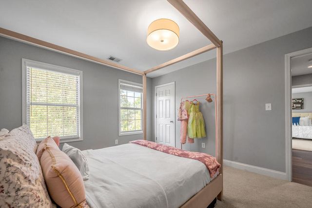 976 Jouett Creek Drive, Lexington, KY 40509