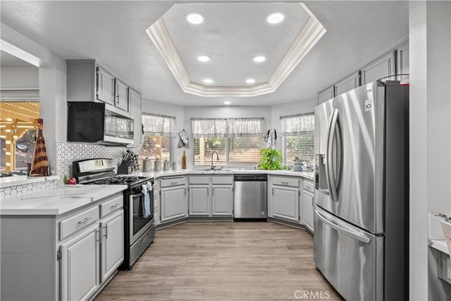 41233 Almond Avenue, Palmdale, CA 93551