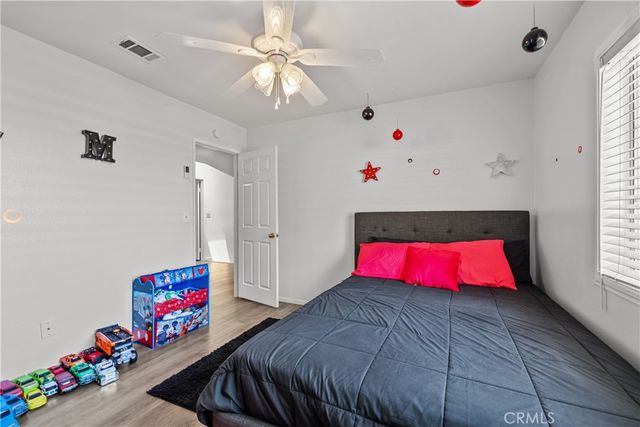 41233 Almond Avenue, Palmdale, CA 93551