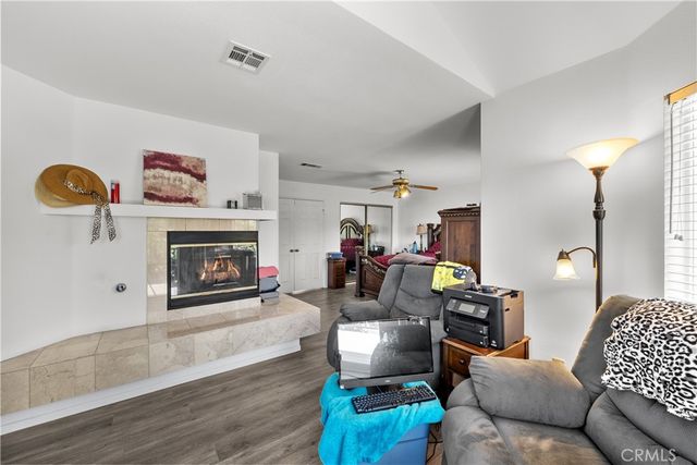 41233 Almond Avenue, Palmdale, CA 93551