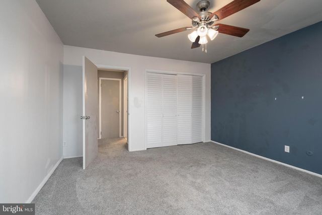 902 GARNET DR, Burlington, NJ 08016