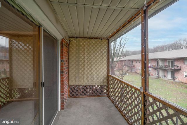 902 GARNET DR, Burlington, NJ 08016