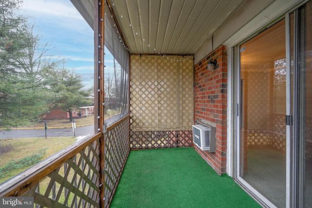 902 GARNET DR, Burlington, NJ 08016