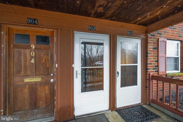 902 GARNET DR, Burlington, NJ 08016