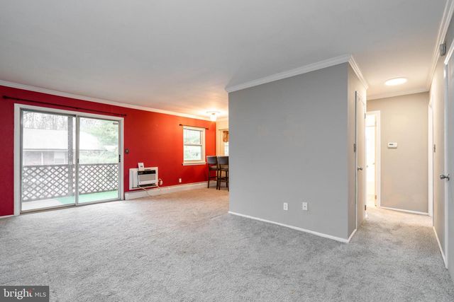 902 GARNET DR, Burlington, NJ 08016