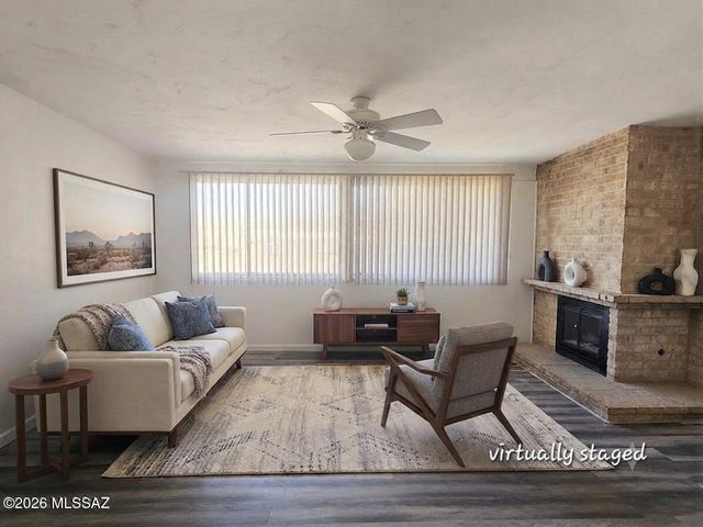 8556 E Kenyon Drive, Tucson, AZ 85710