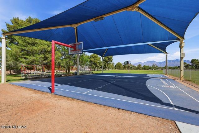 8556 E Kenyon Drive, Tucson, AZ 85710
