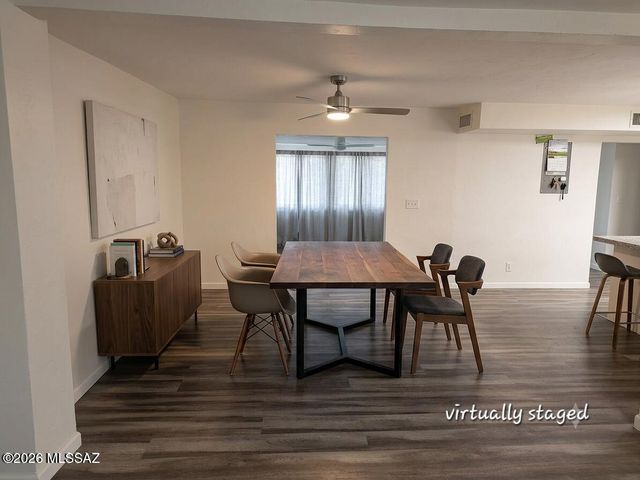 8556 E Kenyon Drive, Tucson, AZ 85710