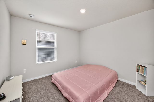 1636 NE Deerfield Drive, Ankeny, IA 50021