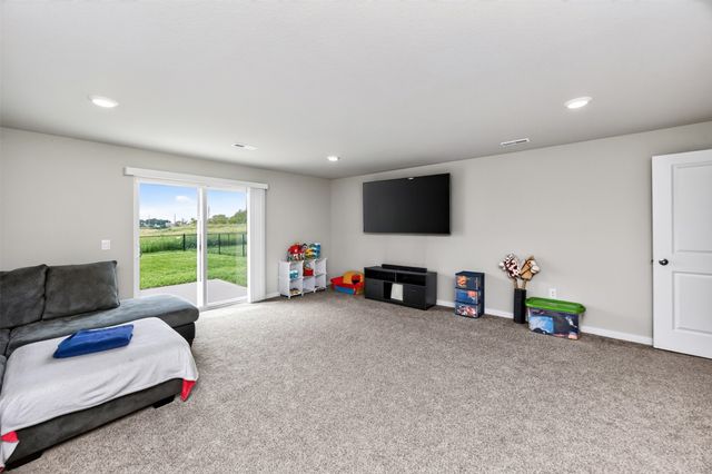 1636 NE Deerfield Drive, Ankeny, IA 50021