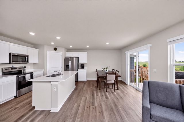 1636 NE Deerfield Drive, Ankeny, IA 50021