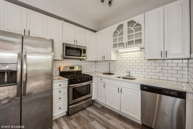 3252 S Prairie Avenue 2S, Chicago, IL 60616
