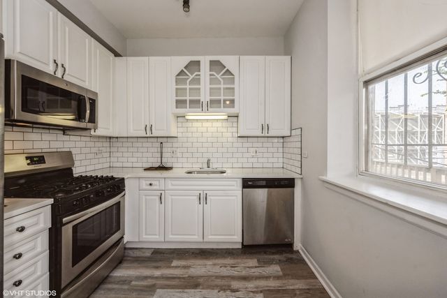3252 S Prairie Avenue 2S, Chicago, IL 60616