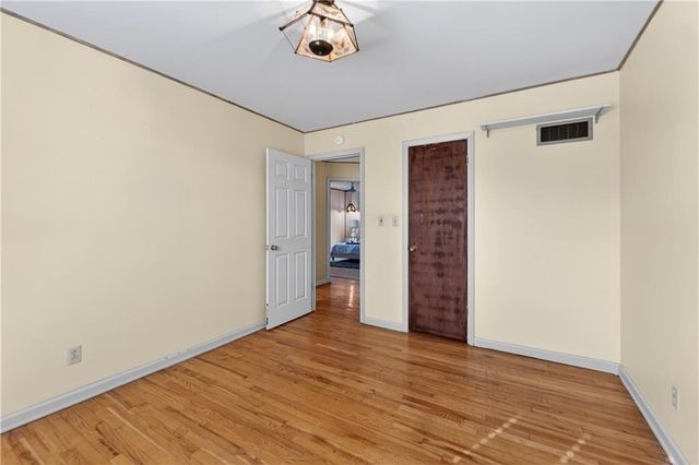 2114 Shearer Road, Kansas City, KS 66106