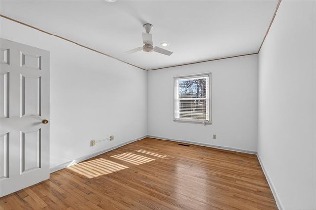 2114 Shearer Road, Kansas City, KS 66106