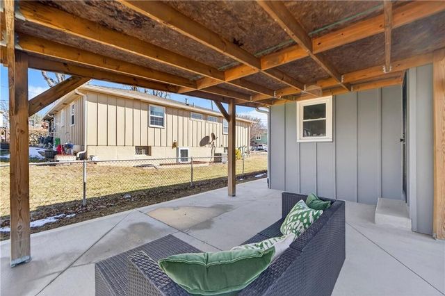 2114 Shearer Road, Kansas City, KS 66106