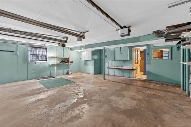 2114 Shearer Road, Kansas City, KS 66106