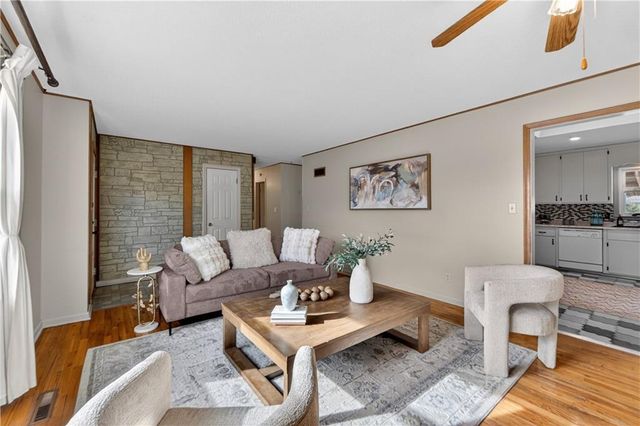 2114 Shearer Road, Kansas City, KS 66106