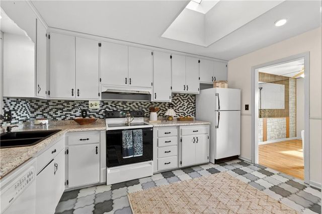 2114 Shearer Road, Kansas City, KS 66106