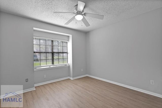 807 Hidden Hollow Circle, Hinesville, GA 31313