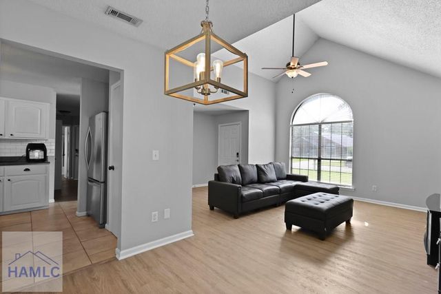 807 Hidden Hollow Circle, Hinesville, GA 31313