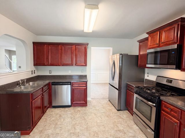 2117 Dartmouth Court, Mcdonough, GA 30253