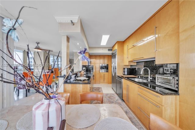 3530 Mystic Pointe Dr 3210, Aventura, FL 33180