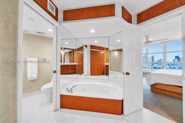 3530 Mystic Pointe Dr 3210, Aventura, FL 33180