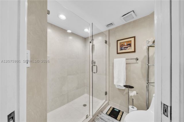 3530 Mystic Pointe Dr 3210, Aventura, FL 33180