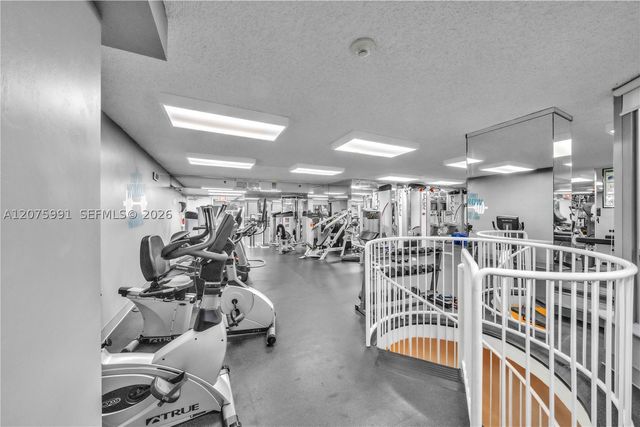 3530 Mystic Pointe Dr 3210, Aventura, FL 33180