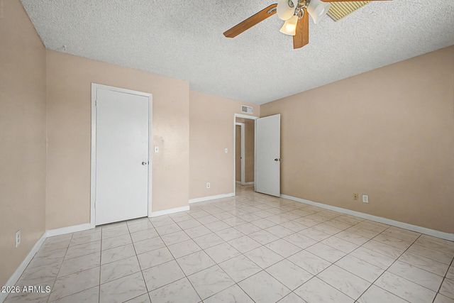 3048 W ACOMA Drive, Phoenix, AZ 85053