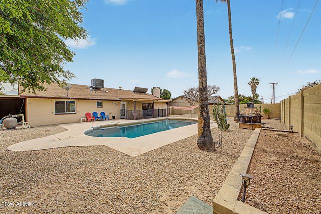 3048 W ACOMA Drive, Phoenix, AZ 85053