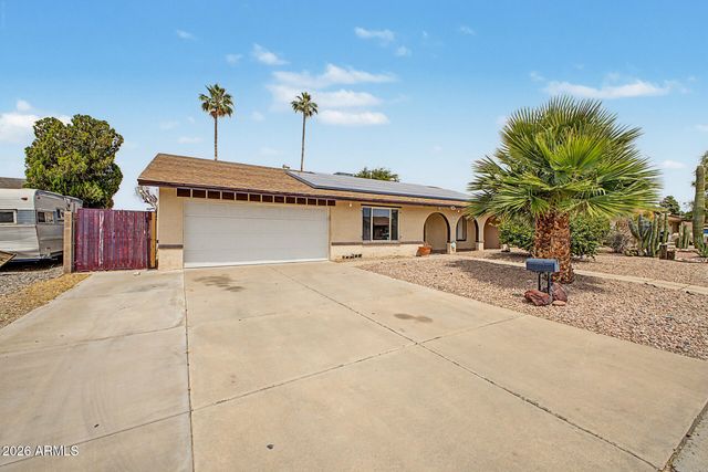 3048 W ACOMA Drive, Phoenix, AZ 85053