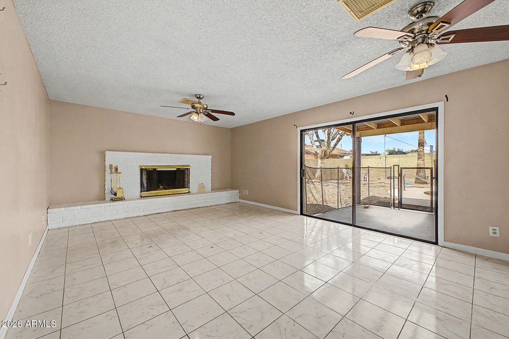 3048 W ACOMA Drive, Phoenix, AZ 85053 — photo 5