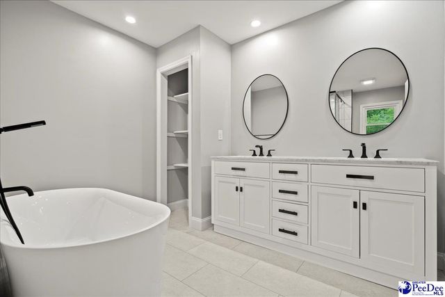 511 Arbor Dr, Florence, SC 29501