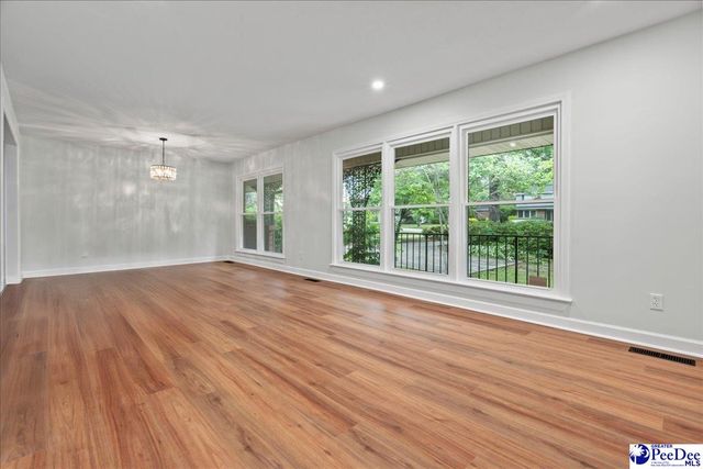 511 Arbor Dr, Florence, SC 29501