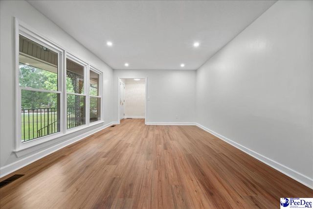 511 Arbor Dr, Florence, SC 29501