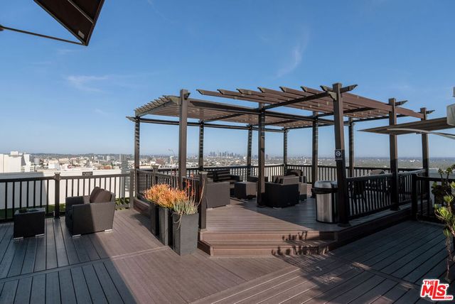 7250 Franklin Avenue 616, Los Angeles, CA 90046