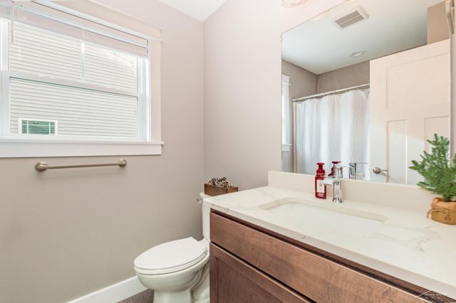 5860 Cotton Top Crest, Freeland, MI 48623