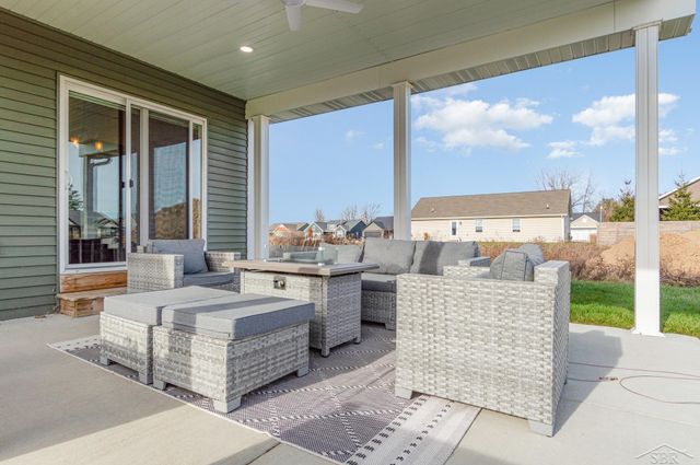 5860 Cotton Top Crest, Freeland, MI 48623